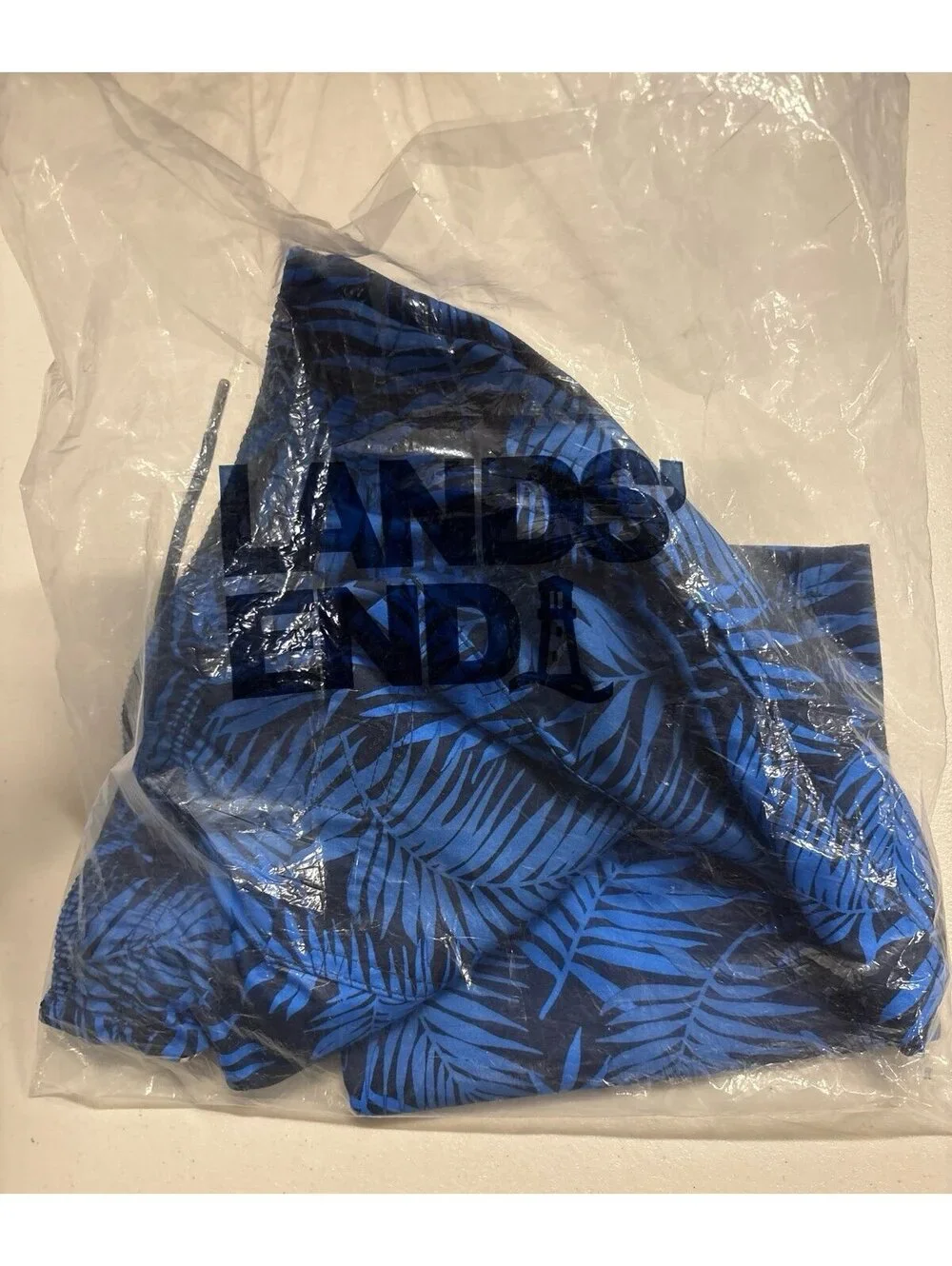 Lands’ End Men’s Swim Trunks 2XL/T NWT Blue Palm Leaf 8” Volley Board Shorts